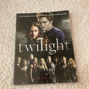Twilight magazine book great‎ condition